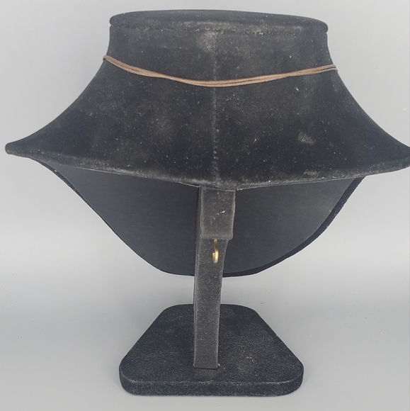 Sand in a Bottle Necklace, Pyrimad Earring and Earcuff 3 Piece Set - Picture 5 of 10